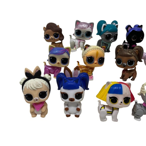 LOL OMG Surprise Pet Lot of 18 Dogs, Cats, Bunny W/‎ Clothing & Accessories MGA - Picture 2 of 7